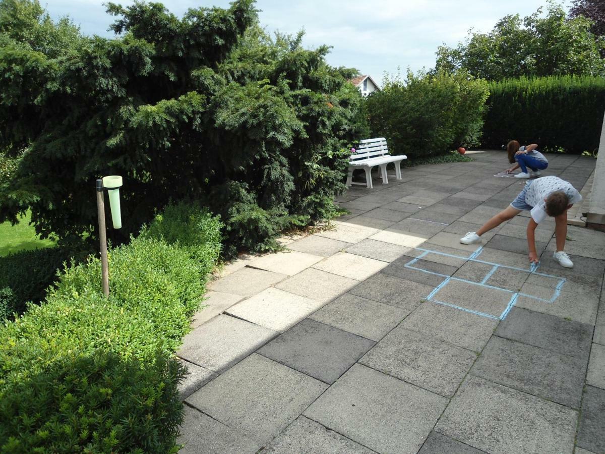 Ferienwohnung Raupe フリッツラー エクステリア 写真